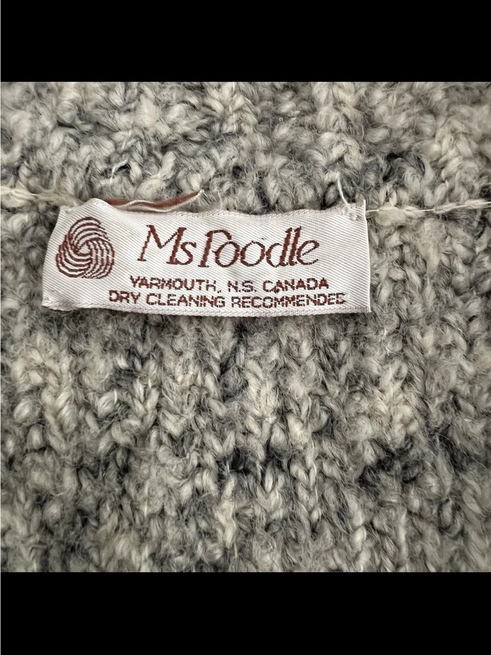 Vintage Ms Poodle Pure Virgin Wool ivory/gray/black sweater Grandmacore L - Picture 5 of 10